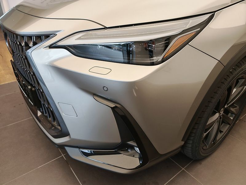 Lexus NX 450h plus 450h+ Executive Top - fotka 4 z 39