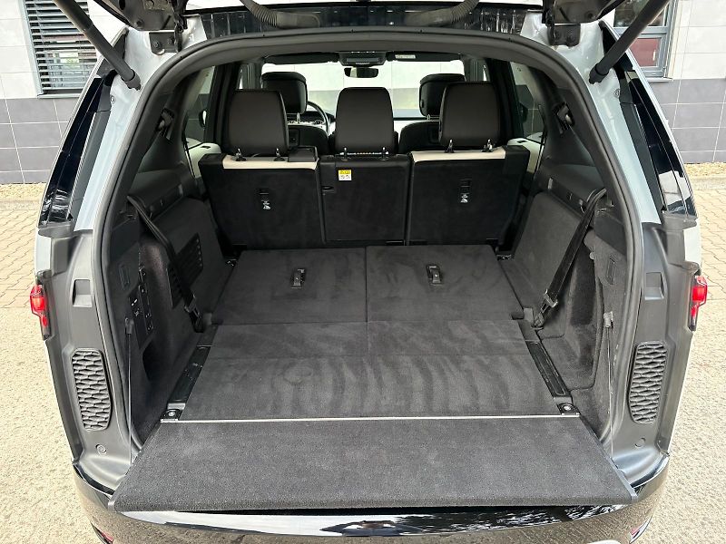 Land Rover Discovery D300, R-Dynamic HSE, ČR, DPH - fotka 60 z 61
