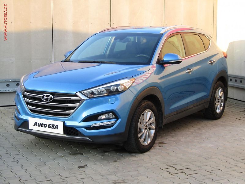 Hyundai Tucson (2015) 2.0 CRDi 4x4, ČR, Navi, xenon - fotka 3 z 21