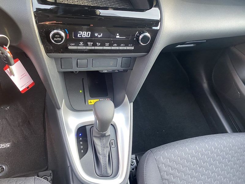 Toyota Yaris Cross 1.5 Hybrid 116 2x4 Comfort - fotka 23 z 25