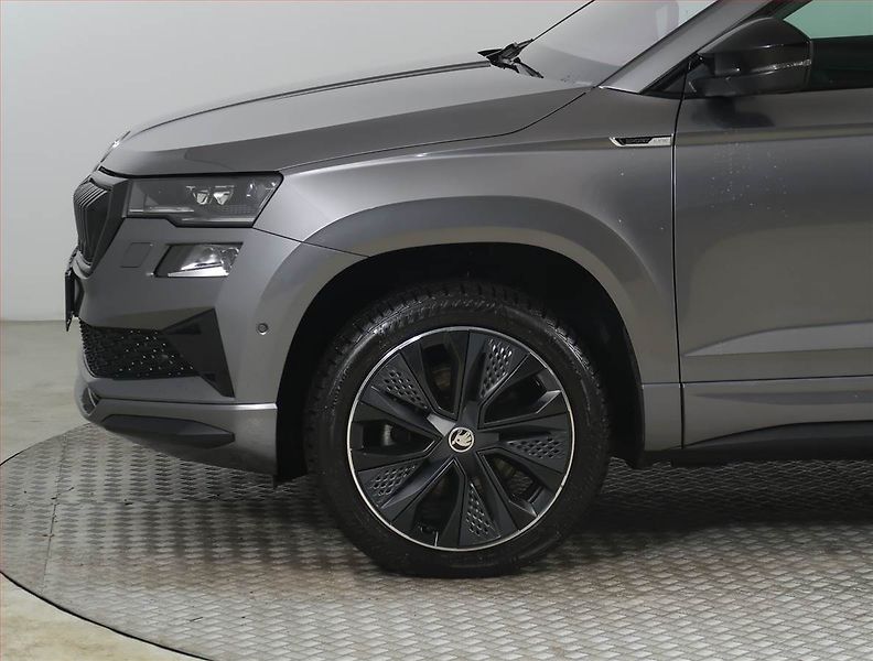 Škoda Karoq (2024) Sportline 2.0 TDI - fotka 15 z 28