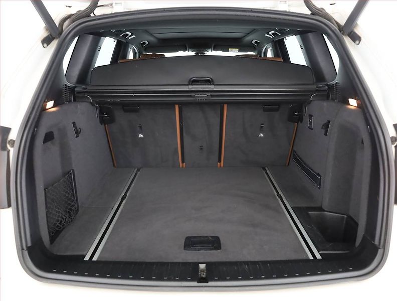 BMW X3 (2015) xDrive20d, 4X4, Automat - fotka 16 z 17