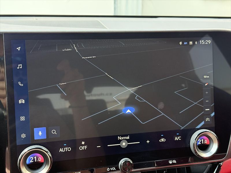 Lexus NX 350h 2,5 F-sport TOP, 4x4 - fotka 21 z 28