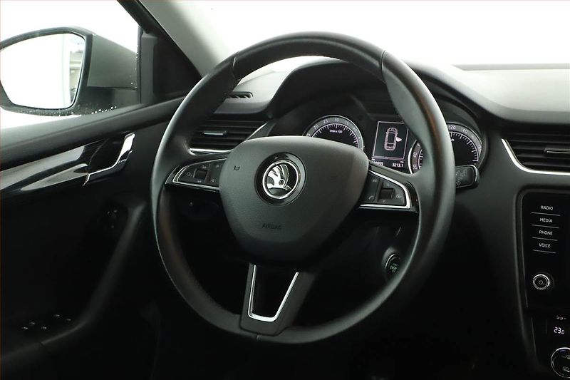 Škoda Octavia (2018) Ambition Plus 1.6 TDI - fotka 13 z 14