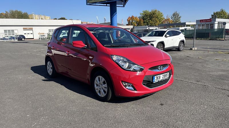 Hyundai ix20 (2015) 1.6I MT TRIKOLOR - fotka 2 z 18