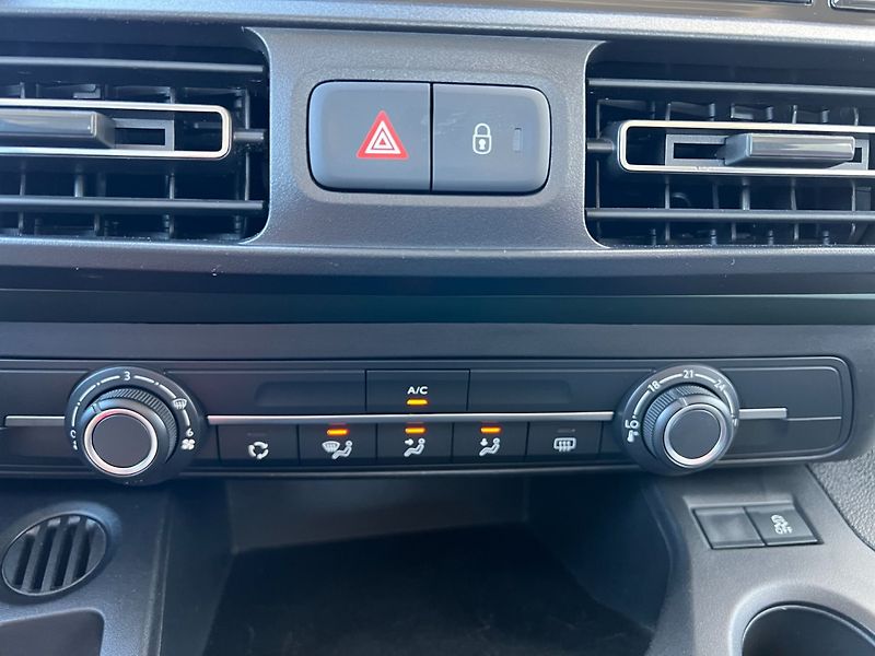 Citroën Berlingo (2019) 1.5HDi 96kW! XTR! ČR+1.maj.! - fotka 17 z 37