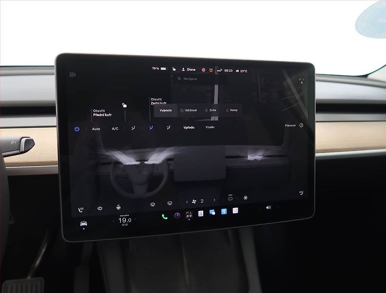 Tesla Model Y (2022) Long Range AWD 79kWh, SoH 91% - fotka 16 z 33