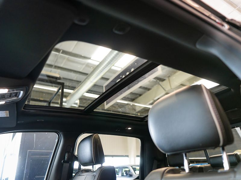Dodge RAM (2022) 5.7 Limited Night Edition 22 - fotka 35 z 42