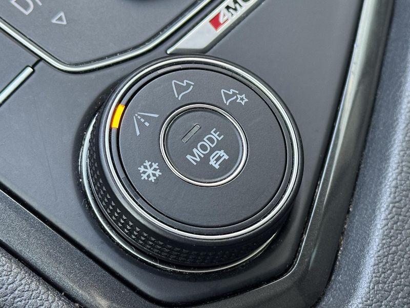 Volkswagen Tiguan (2016) 2.0TDi 4M DSG, Kessy, Panorama - fotka 40 z 48