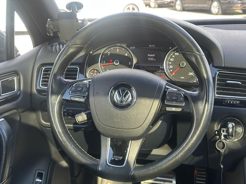 Volkswagen Touareg (2012) Volkswagen Touareg 2012 - fotka 16 z 22
