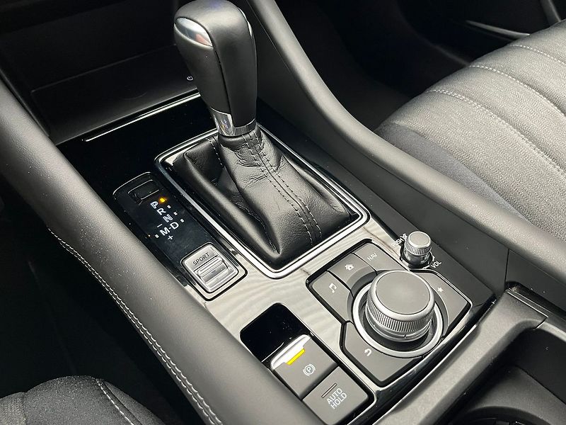 Mazda 6 2.5 SKYACTIV-G 194 Exclusive-L - fotka 26 z 83