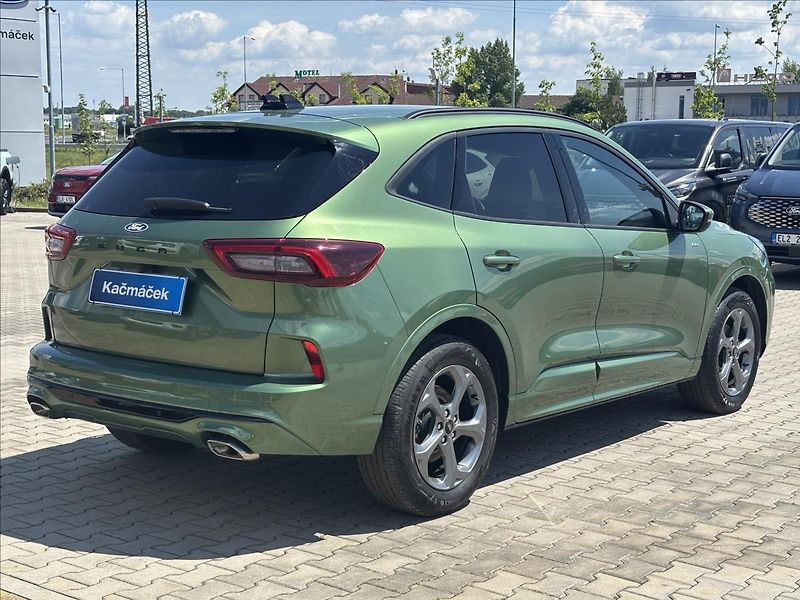 Ford Kuga 1,5 EcoBoost 137 kW ST-Line - fotka 5 z 27