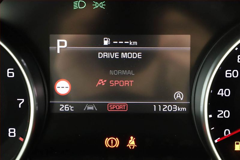 Kia Ceed (2025) 1.5 T-GDI, TOP, DPH, AUTOMAT - fotka 14 z 20