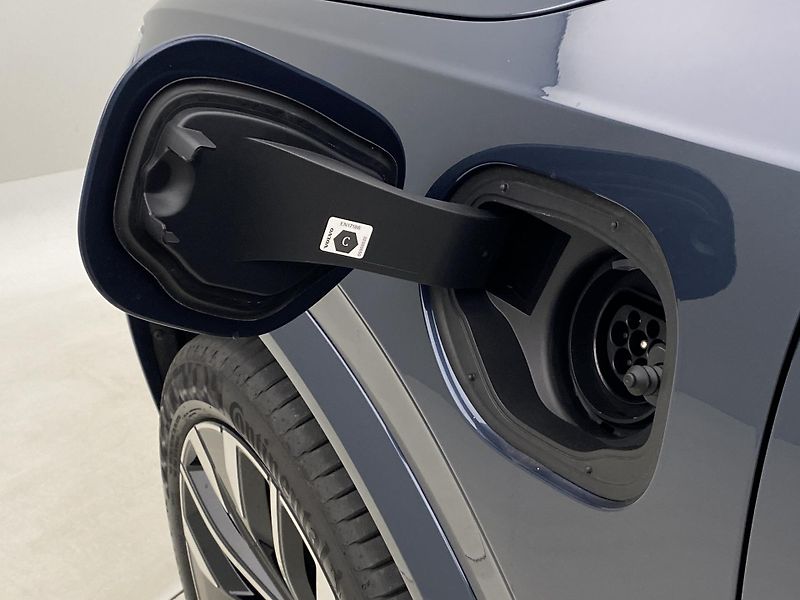Volvo XC90 (2026) T8 AWD RECHARGE BRIGHT PLUS 7m - fotka 19 z 72