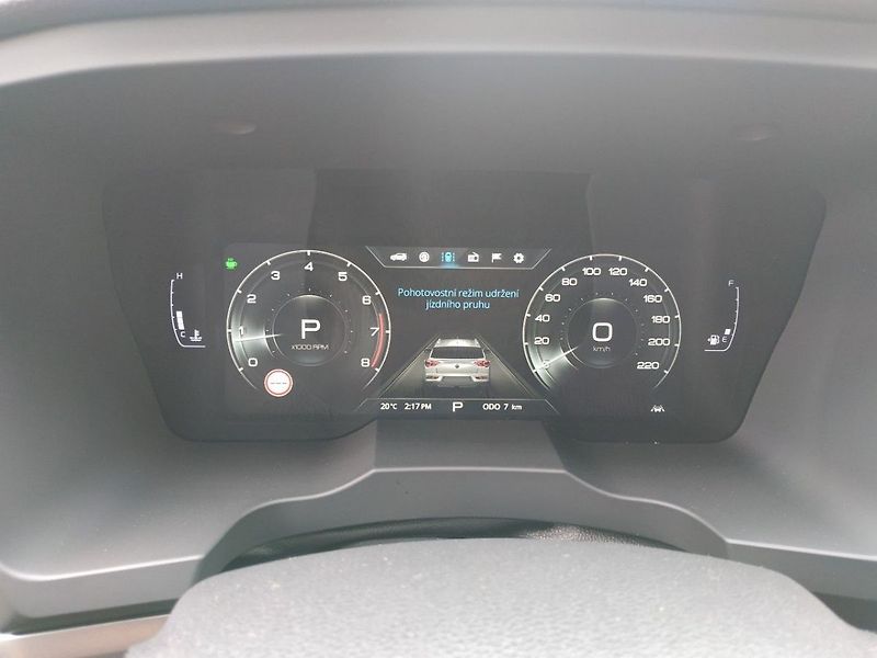 KGM Korando 1.5T, Style+2WD, AT, SKLADEM - fotka 19 z 33