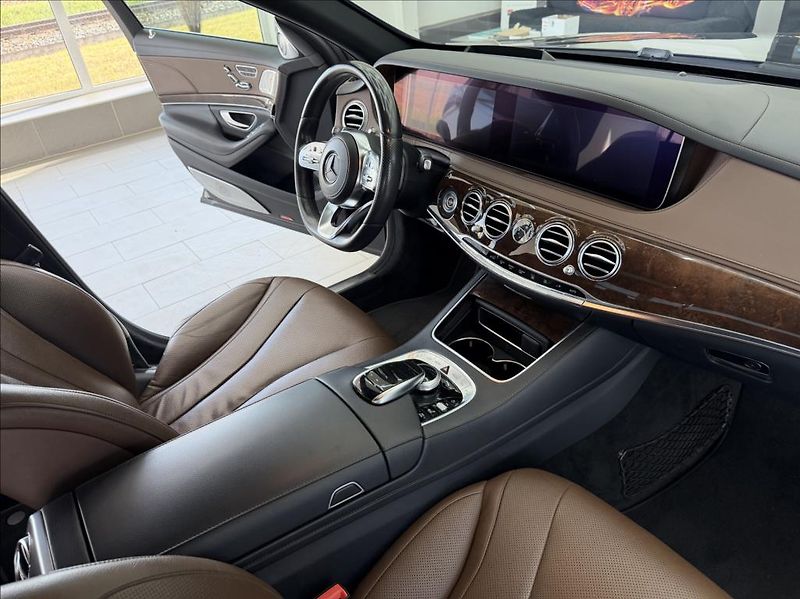 Mercedes-Benz Třídy S 3,0 S350d,AMG packet, 4Matic - fotka 11 z 37