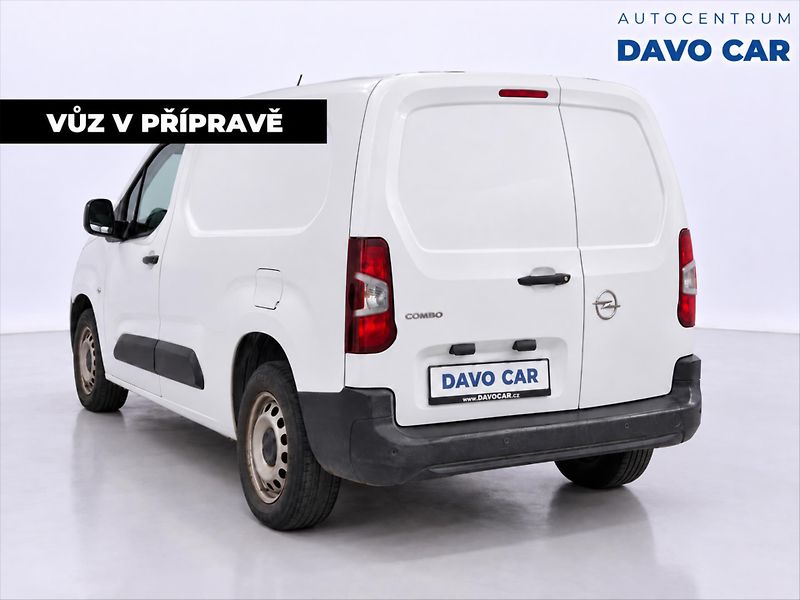 Opel Combo 1,5 CDTI 75kW Enjoy Plus L2 CZ - fotka 3 z 12