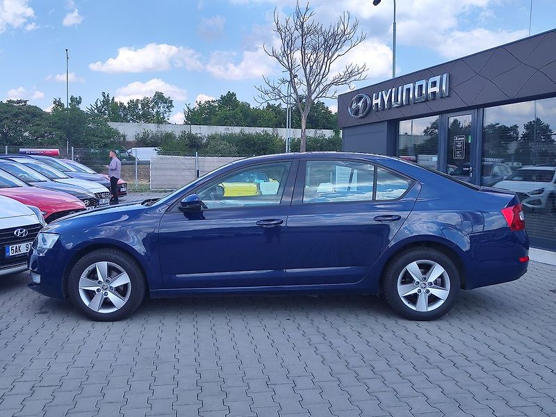 Škoda Octavia 1.6 TDI/81kW Ambition - fotka 8 z 22