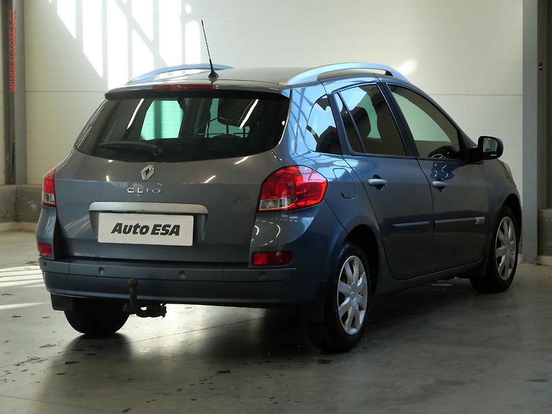 Renault Clio (2010) 1.2 TCe, AC, tempo - fotka 4 z 18