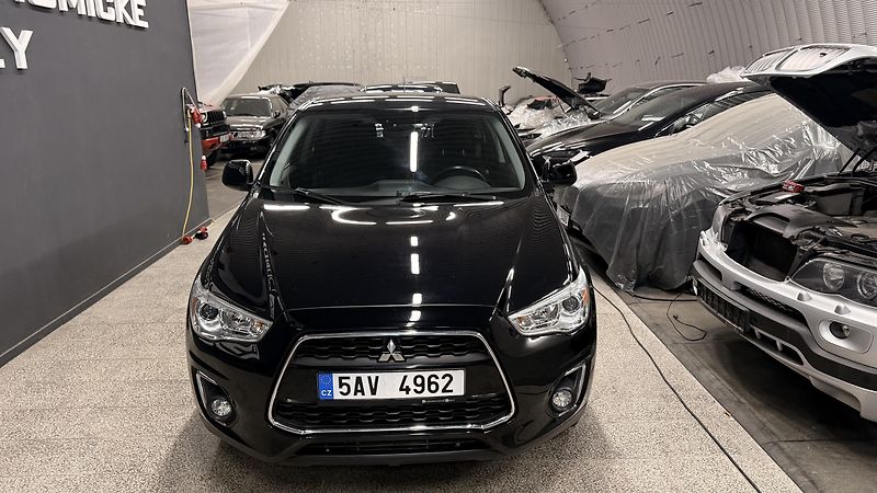 Mitsubishi ASX (2016) 1.6Di-D, ČR,4X4 - fotka 20 z 56