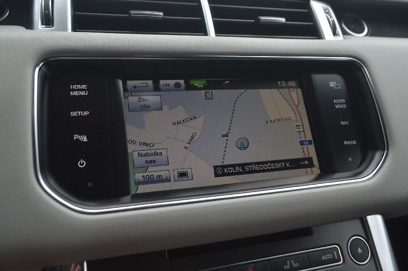 Land Rover Range Rover Sport - fotka 9 z 27