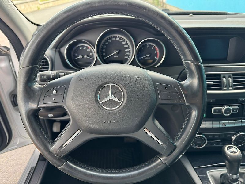 Mercedes-Benz Třídy C (2012) C 200 CDI kombi - fotka 8 z 47