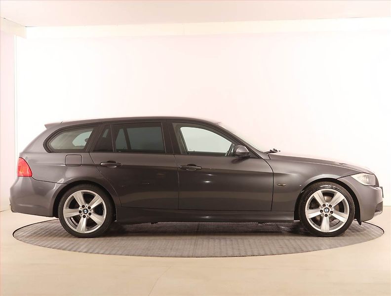 BMW Řada 3 (2006) 320 d, po STK, levný provoz - fotka 6 z 19