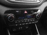 Hyundai Tucson (2016) Style 1.6 T-GDI, 4X4 - náhled 12
