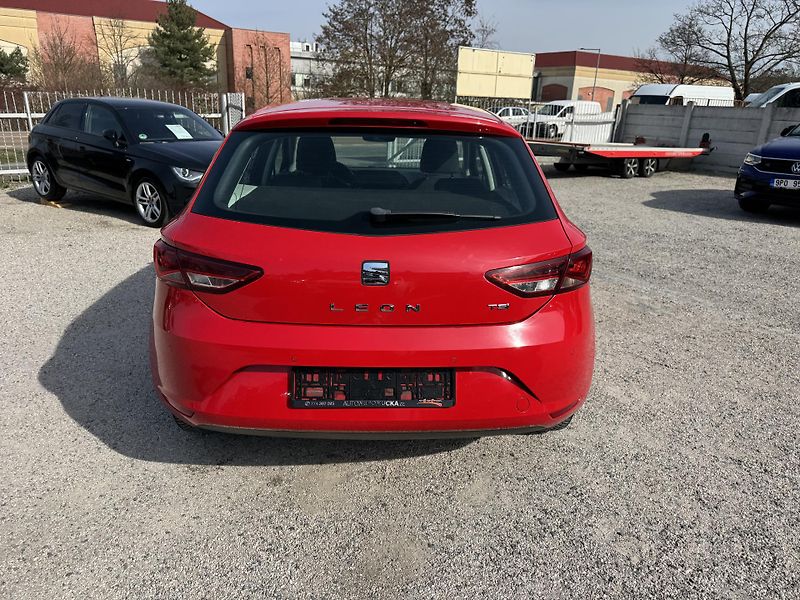 Seat Leon (2016) 1.2TSi 81 KW DSG 108000KM - fotka 7 z 31