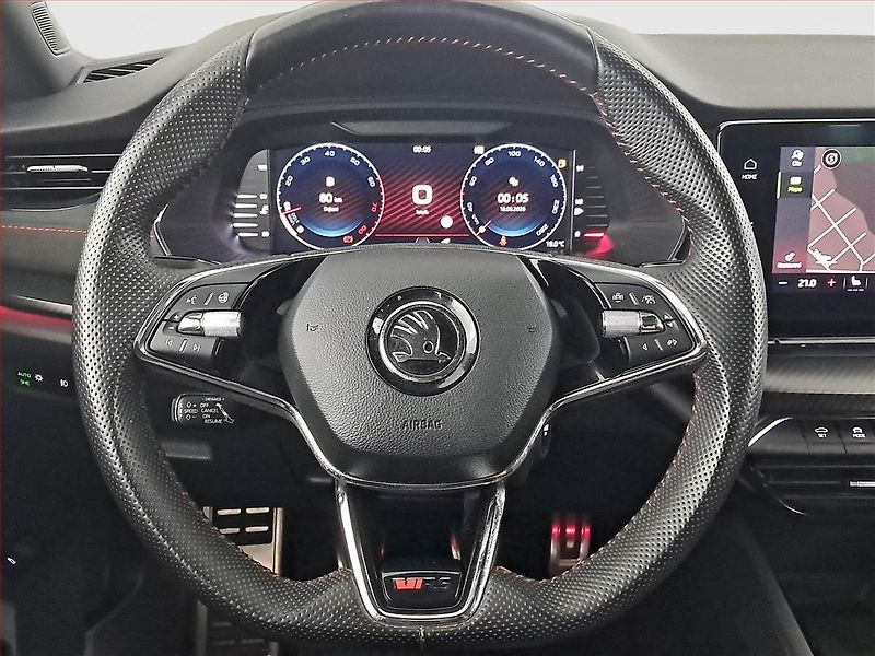 Škoda Octavia (2023) RS 2.0 TSI - fotka 16 z 25