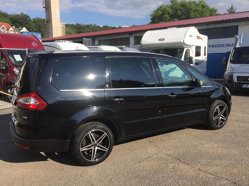 Ford Galaxy (2007) Ghia - 2,0TDCi - fotka 5 z 25