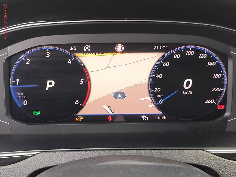 Volkswagen Passat (2019) 2.0TDi, ČR, R-Line, DSG, LED - fotka 21 z 27