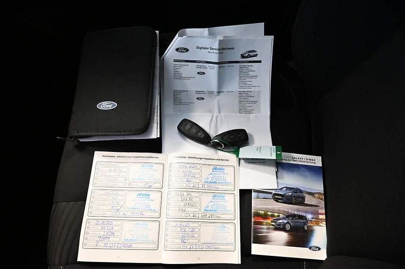 Ford S-MAX (2023) 2.5 140 KW FHEV Tažné Kamera D - fotka 25 z 31