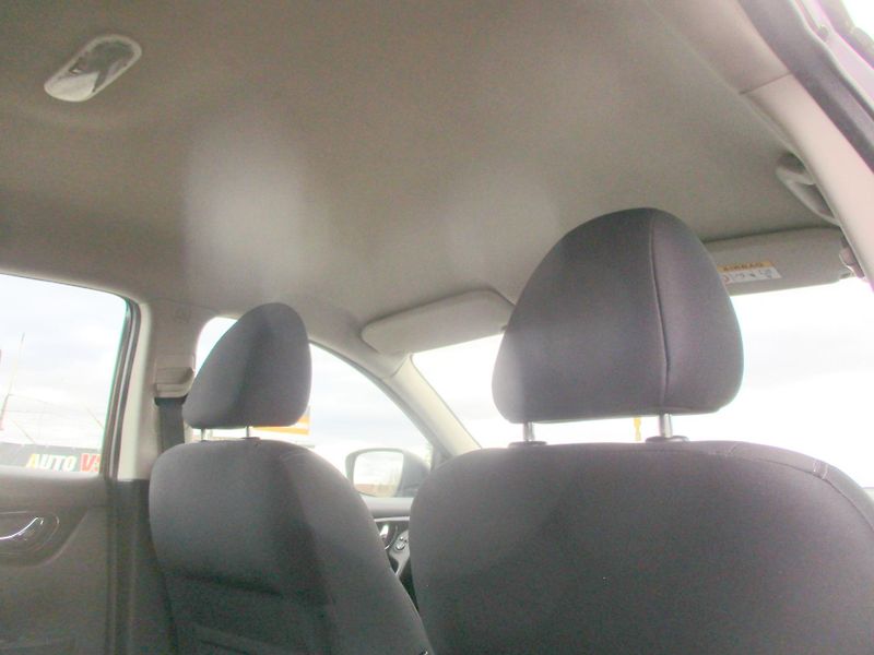 Nissan Qashqai 1.6DIG-T 120kW NAVI VÝHŘEV - fotka 31 z 43