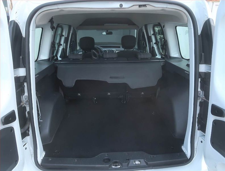 Dacia Dokker (2017) Arctica 1.5 dCi, 5Míst, SR - fotka 14 z 14