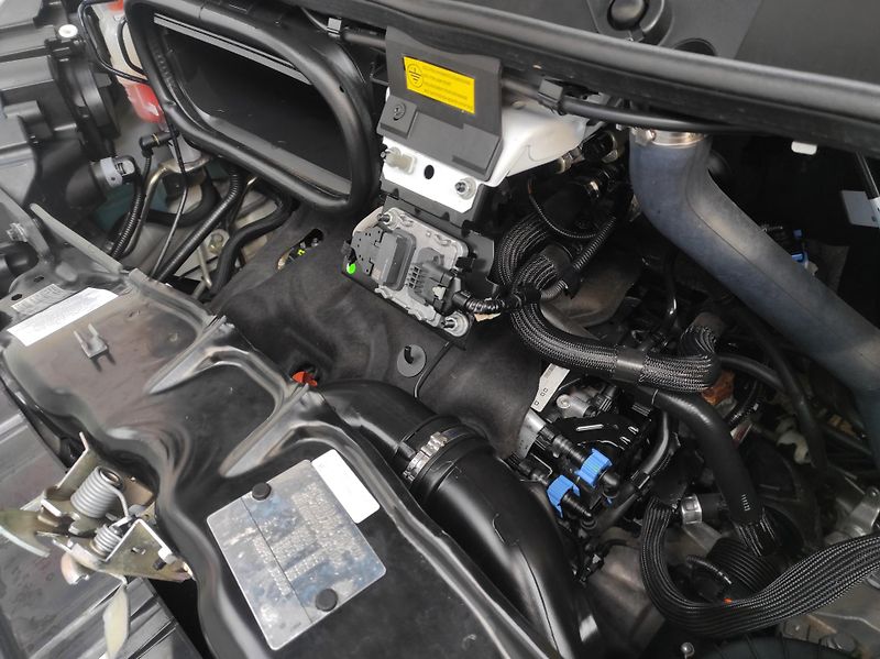 Opel Movano 2,2BHDi L2H1, 7 míst, Vestavba - fotka 19 z 39