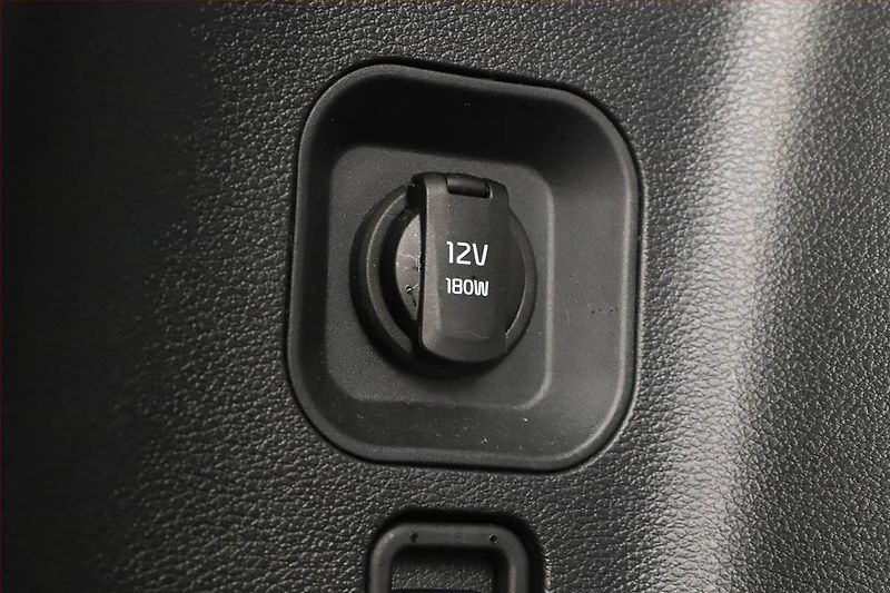 Kia Sportage (2023) 1.6 T-GDI - fotka 12 z 20