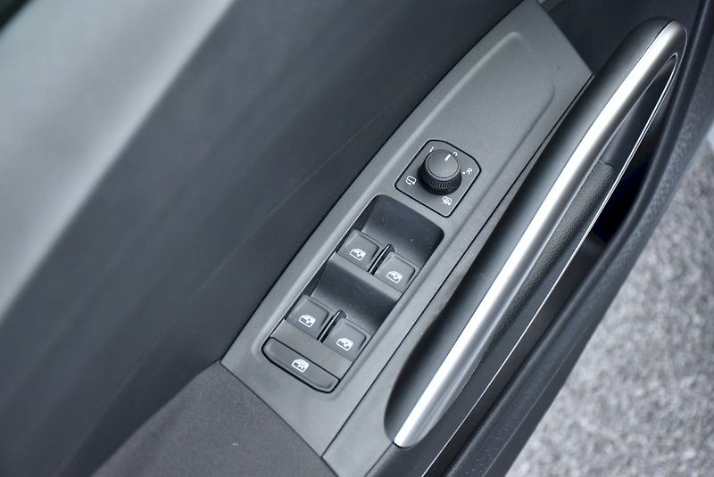 Škoda Fabia (2025) Top Selection 1.0 TSI 85kW - fotka 32 z 34