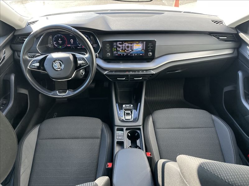 Škoda Octavia 2,0 TDI 4x4 DSG Ambi Plus TZ - fotka 6 z 22