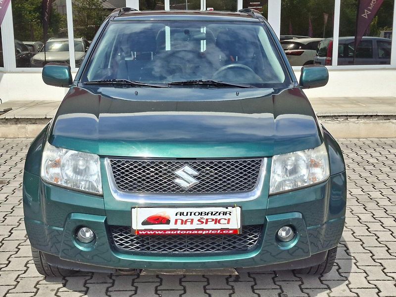 Suzuki Grand Vitara (2008) 1.6i 78kW 4x4 -T.ZAŘ-4 MÍSTNÉ - fotka 3 z 27