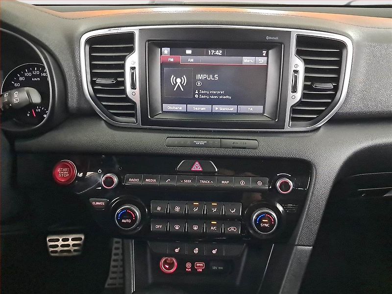 Kia Sportage (2018) 2.0 CRDi, 4X4, Automat, Navi - fotka 12 z 21