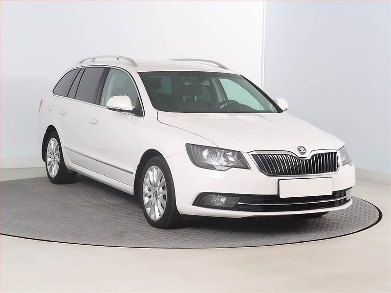 Škoda Superb (2014) 2.0 TDI, Automat, Bi-Xenony - fotografie inzerátu