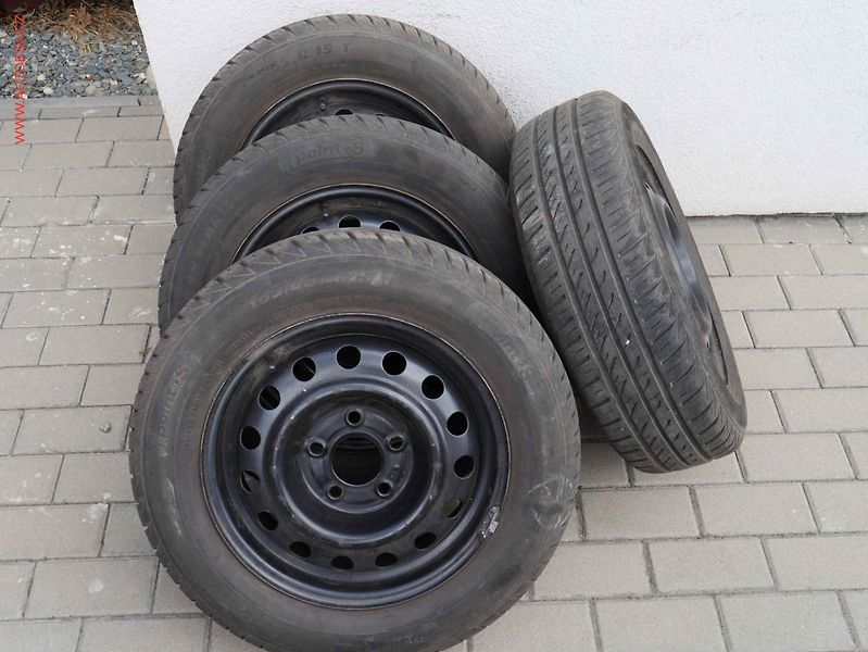 Hyundai i30 (2007) 1.4i, AC, STK5/28 - fotka 16 z 16