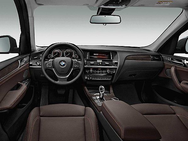 BMW X3.