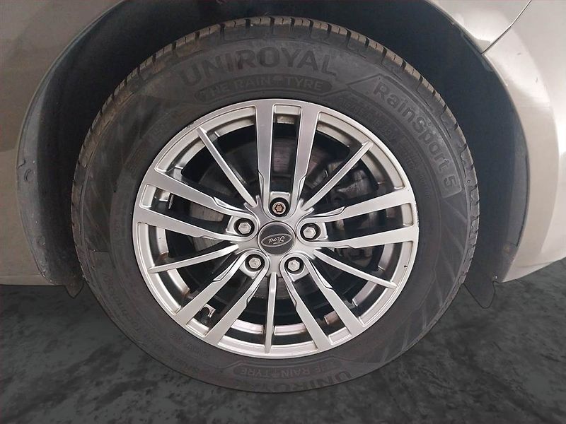 Ford Mondeo (2010) 2.0 TDCi, Automat, Tažné - fotka 15 z 20