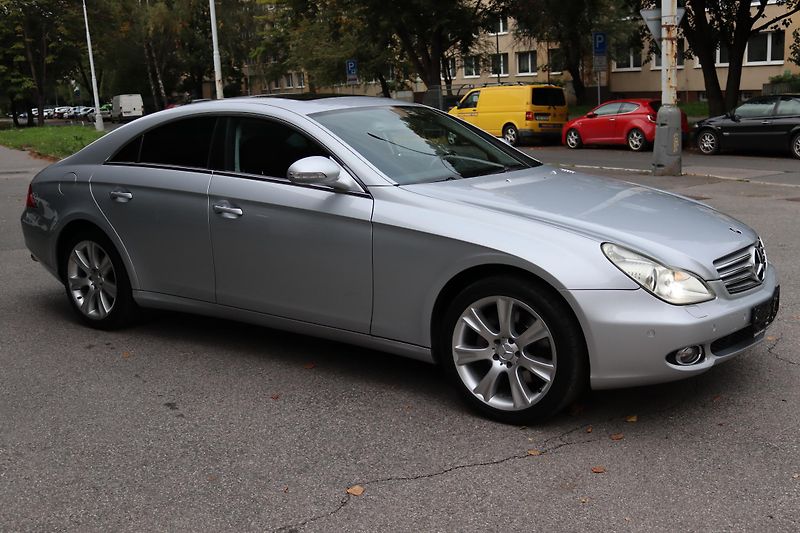 Mercedes-Benz CLS Mercedes-Benz CLS 500 V8 C219 - fotka 8 z 50