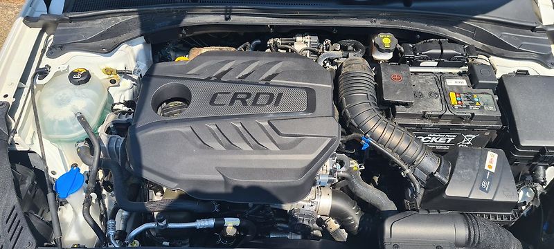 Hyundai i30 1.6 CRDi kom 85 kW ČR DPH - fotka 18 z 18