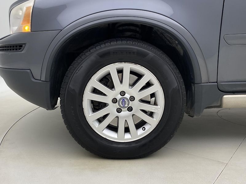 Volvo XC90 D5 AWD SPORT REZERVACE - fotka 29 z 42