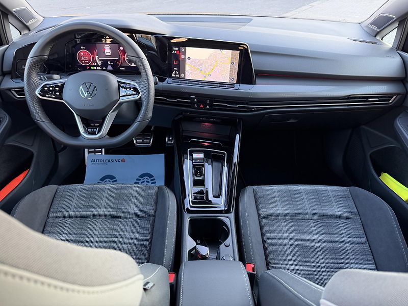 Volkswagen Golf GTD 2,0 TDi/147kW - DSG,Matrix - fotka 51 z 85