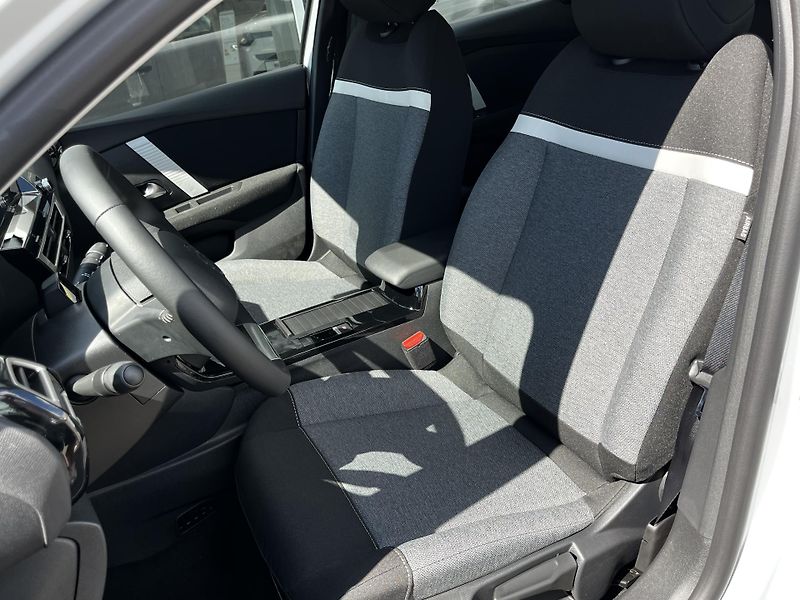 Citroën C4 (2026)  YOU Hybrid 110k Automatic - fotka 9 z 29